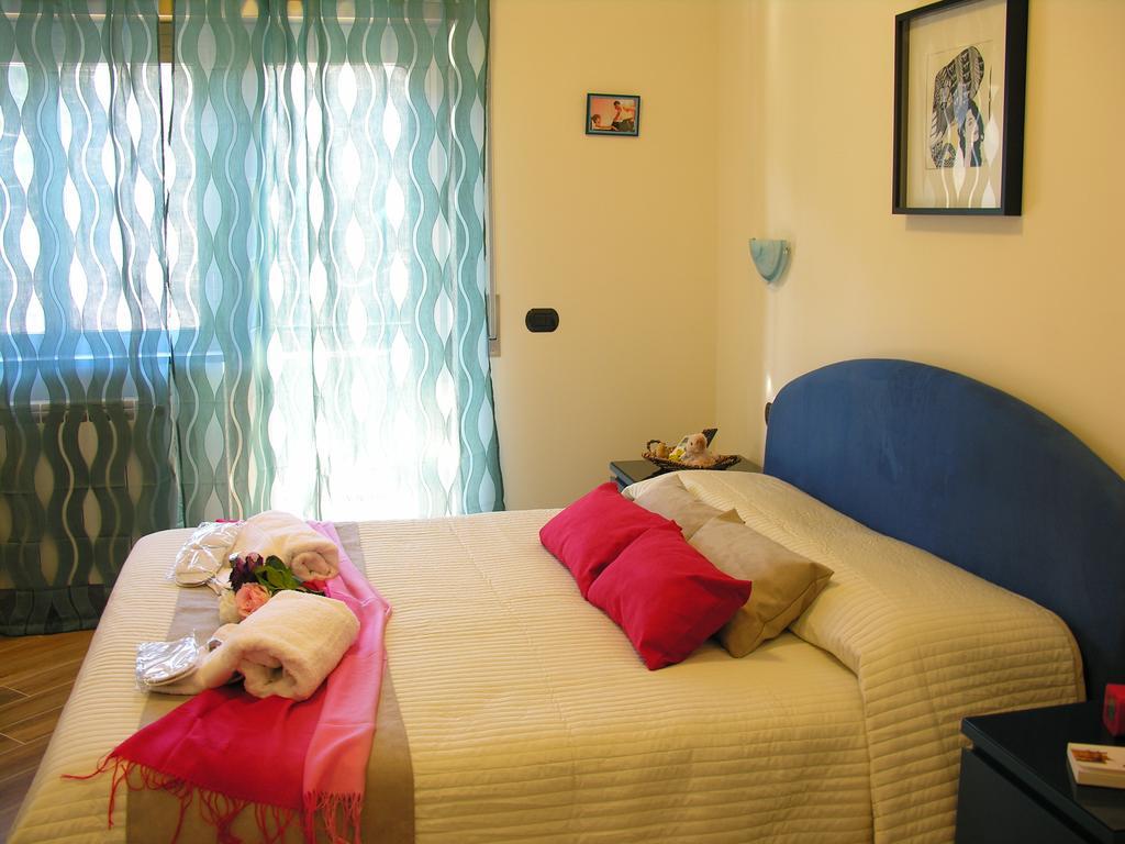 B&B Le Onde Roma Habitación foto